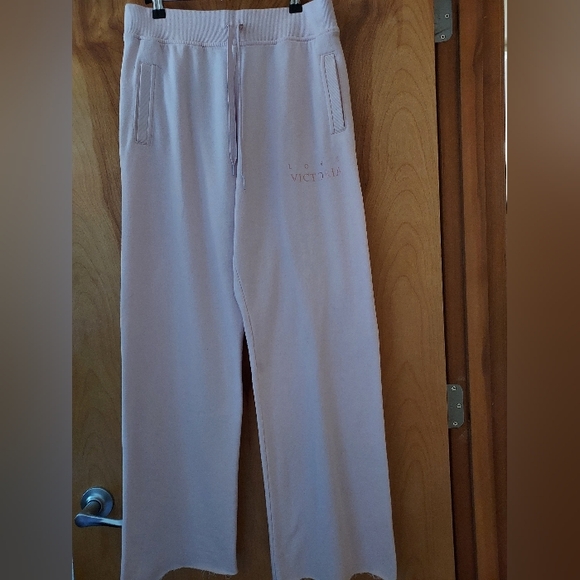 Victoria's secret sweatpants - Picture 6 of 7